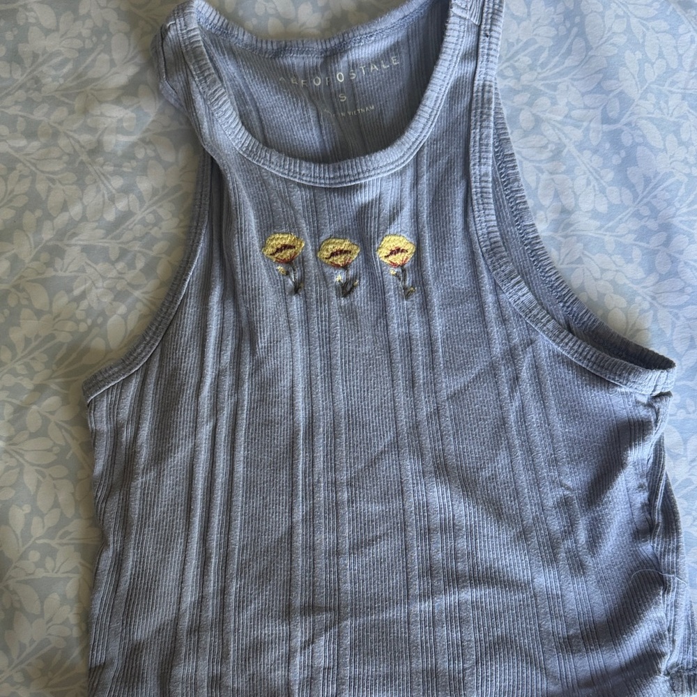 Aeropostale Gray Tank Top with Yellow Embroidery